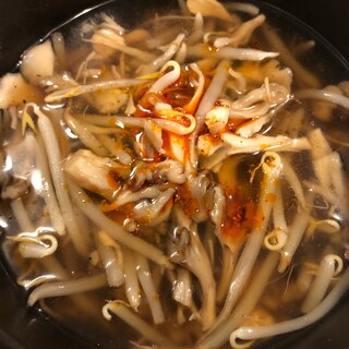 簡単副菜♫もやしと舞茸の包丁いらず酸辣風スープ